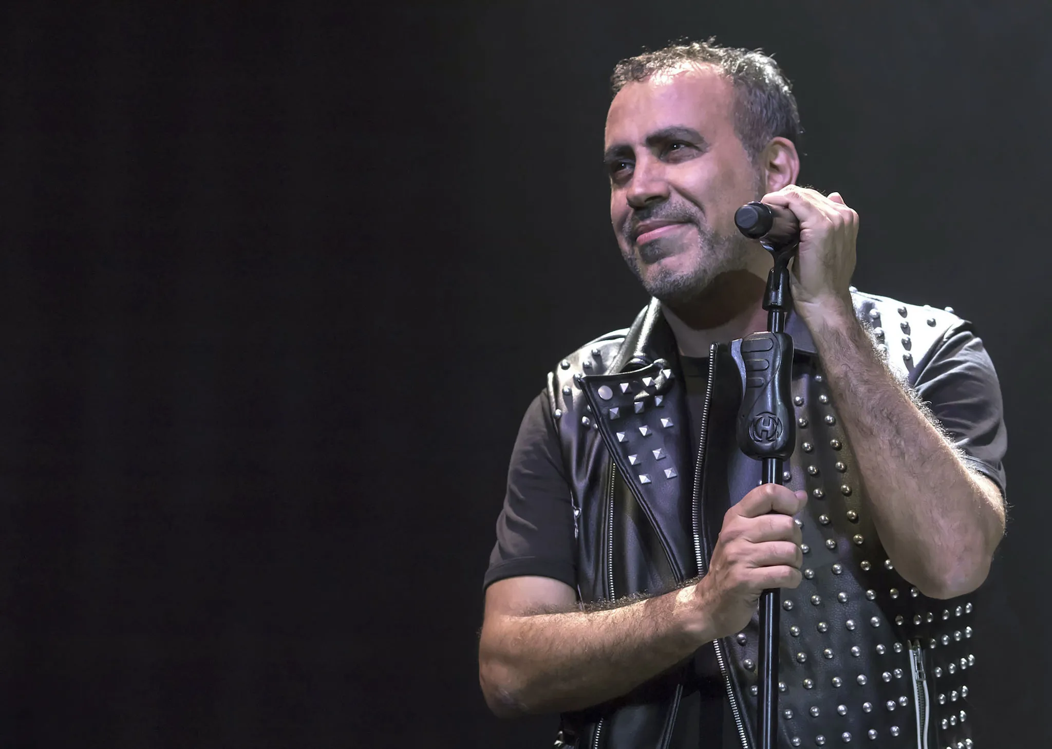 Haluk Levent hastaneye kaldırıldı