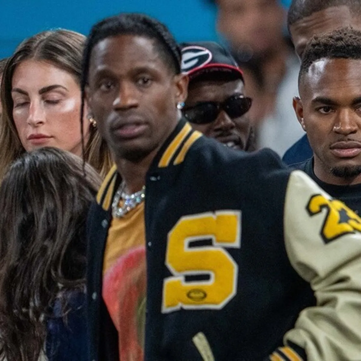 Travis Scott İstanbul Konserinde Hayal Kırıklığı Yarattı
